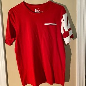 NIKE BARELY WORN sleeve label tee